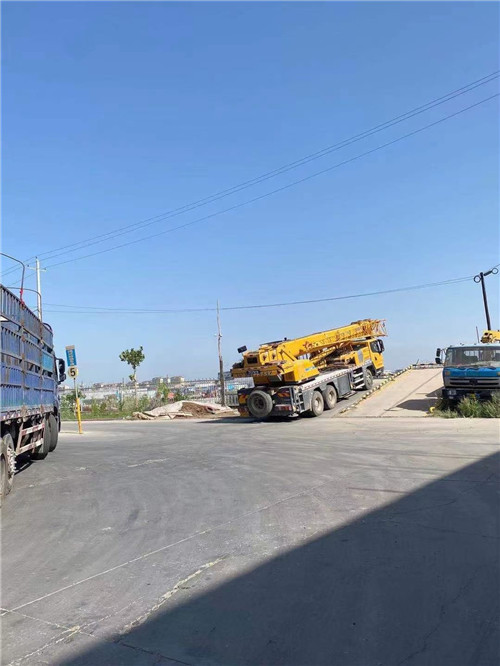 镇赉县25吨吊车的租赁价格大概是多少？